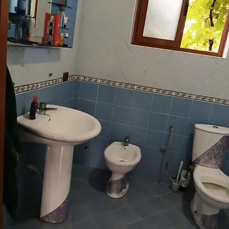Casa Dani Indipendente Feriehus Kamez